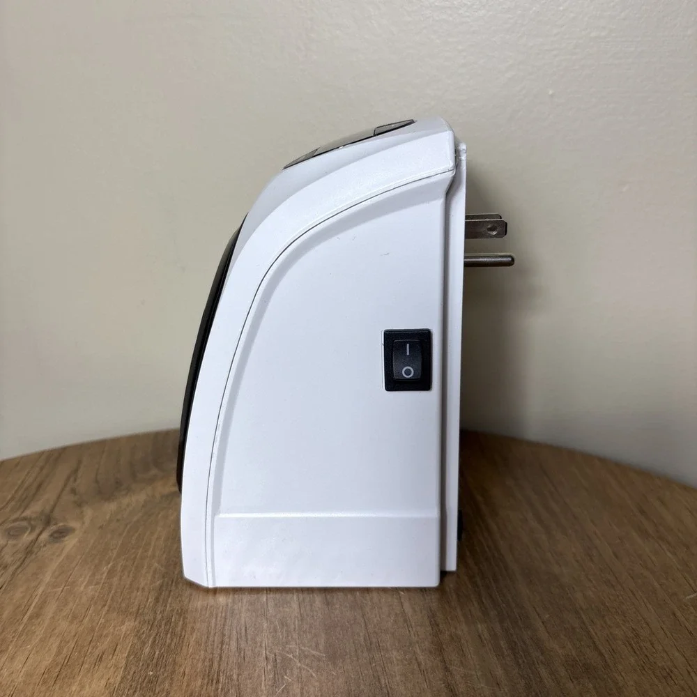Easy‎ Home Wall Outlet Space Heater